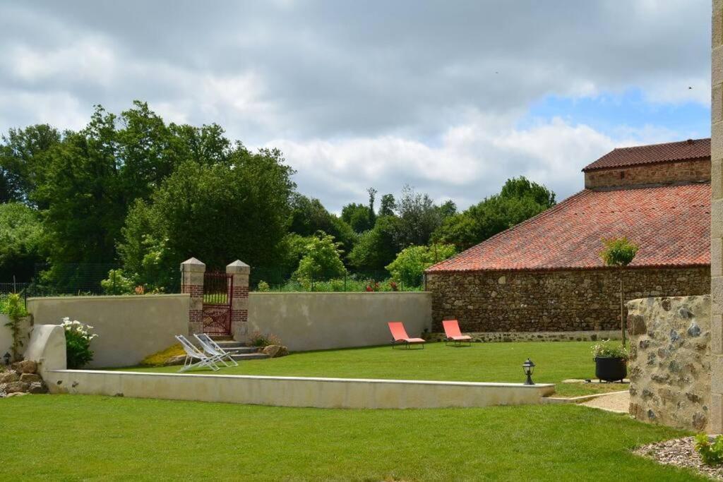 La Dortiere S'amuse, Magnifique Maison De Maitre 12min Du Puy Du Fo Holiday home Sevremont