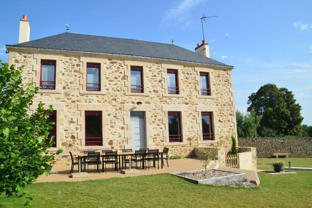 Holiday home La Dortiere S'amuse, Magnifique Maison De Maitre 12min Du Puy Du Fo *